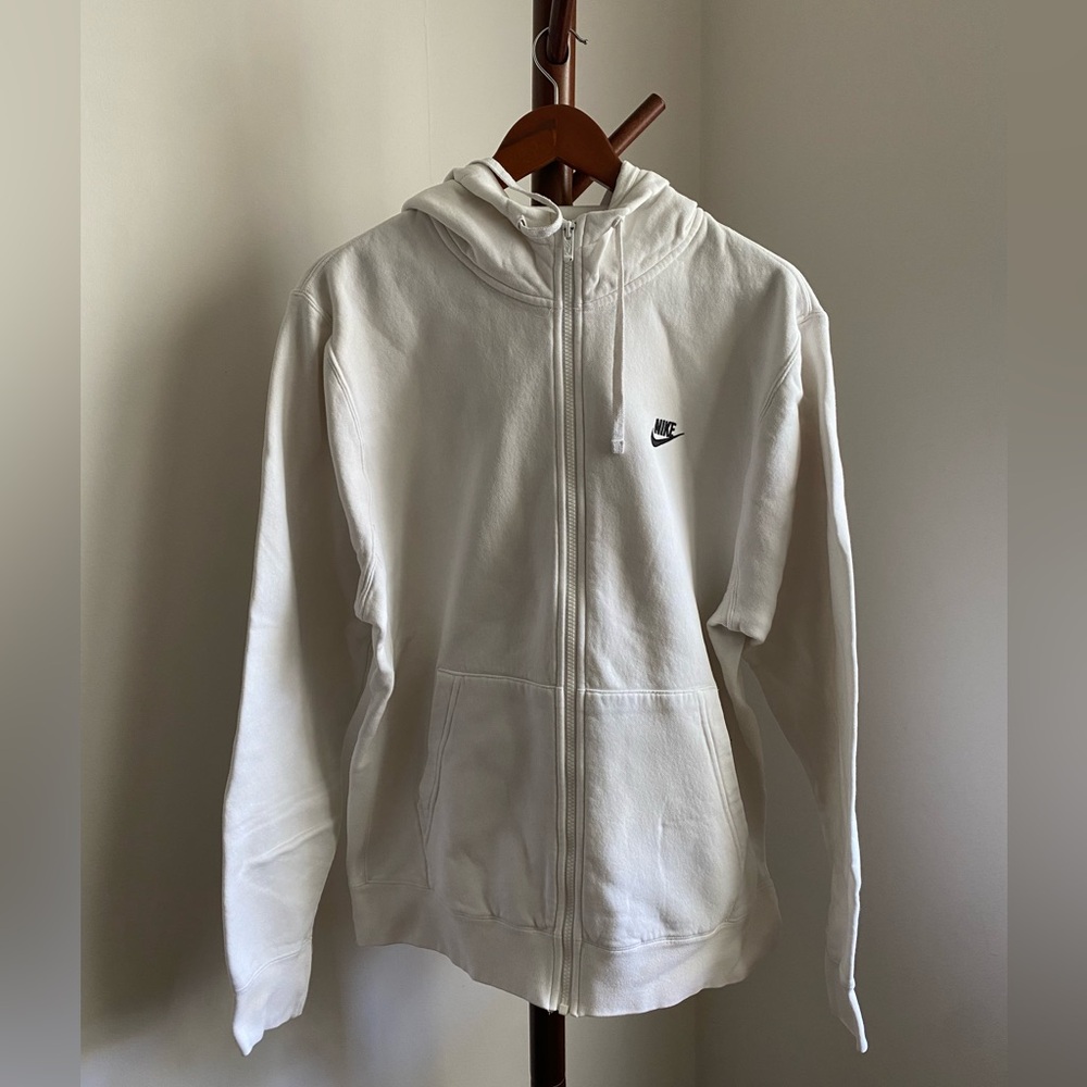 Men’s Nike zip up hoodie